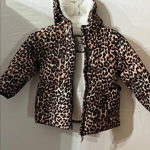 Brand new with tag Leopard Print Kids Jacket size 6. Never worn.